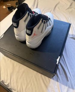 Air Jordan 11 Adapt White DA7990-100 Men’s Size 9.5 DS New in Box Complete