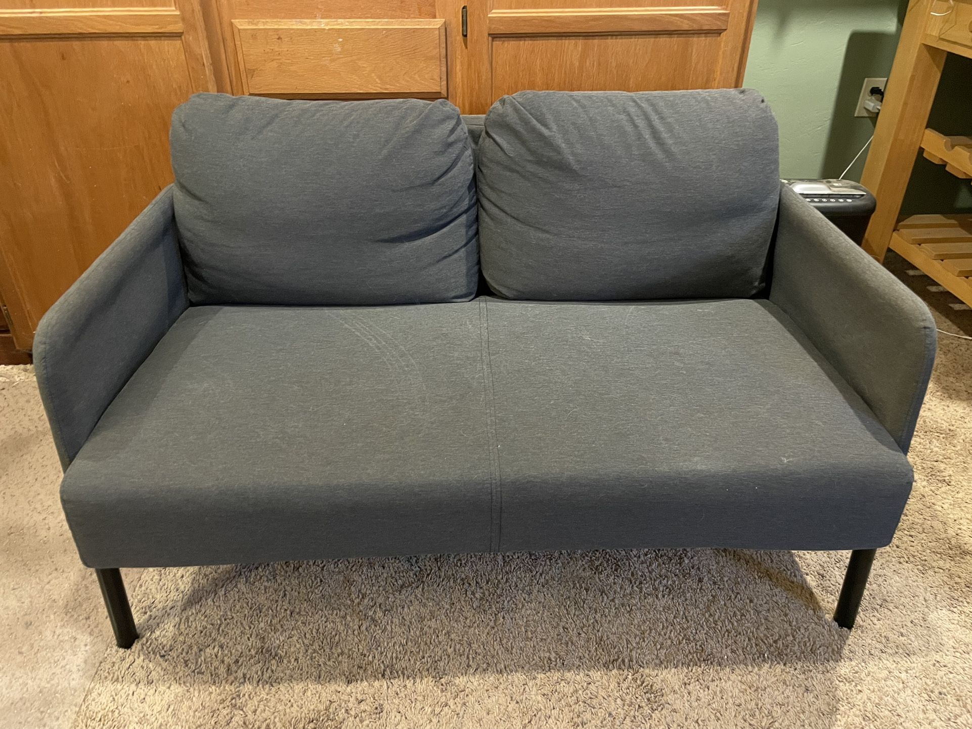 IKEA - Small Couch Glostad