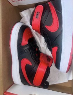 Nike Sneakers New