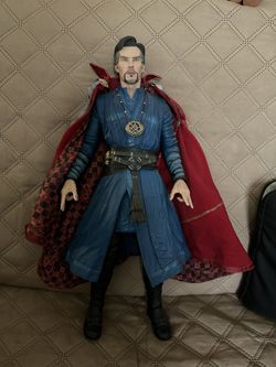 NECA 1/4 DR STRANGE COMPLETE