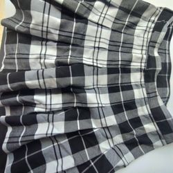 Women's Skirt Love Tree Size Small