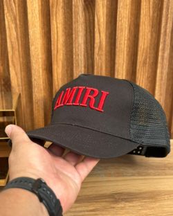 Amiri Hat
