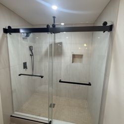 Shower Doors With Install 