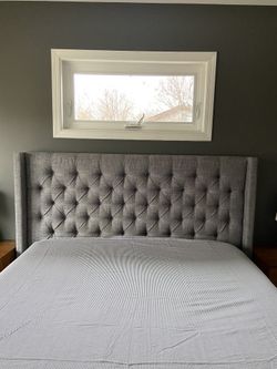 Upholstered Queen Headboard 