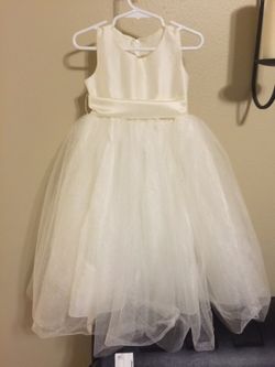 Size 4 toddler flower dress