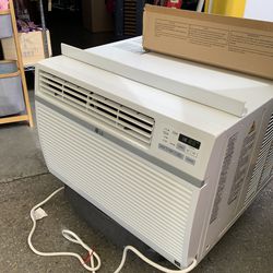 LG 15,000  BTU Window Air Conditioner AC 115-volt 800 Sq Ft