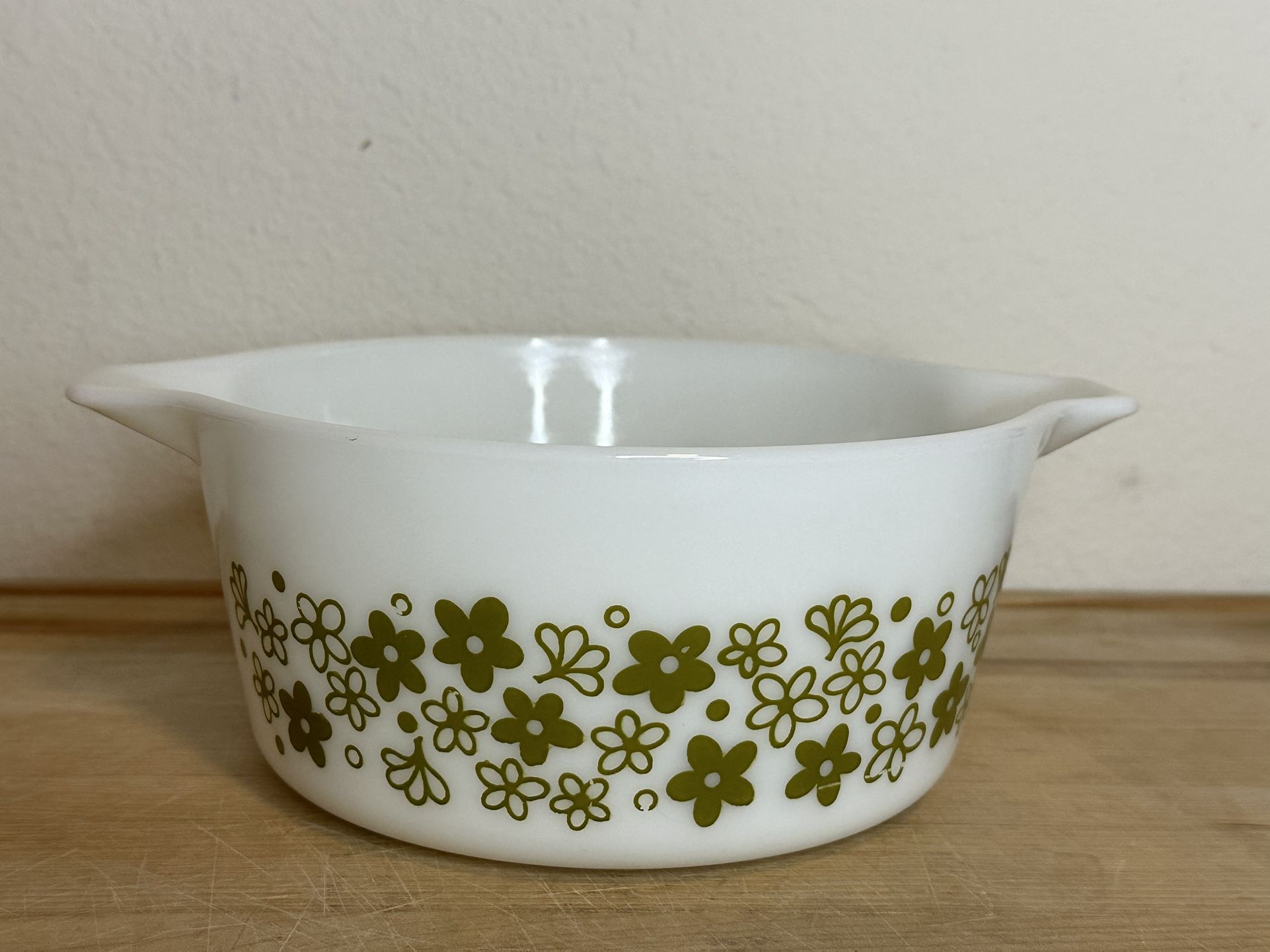 PYREX SPRING BLOSSOM CASSEROLE DISH 474-B; 1.5 QT CRAZY DAISY- NO LID