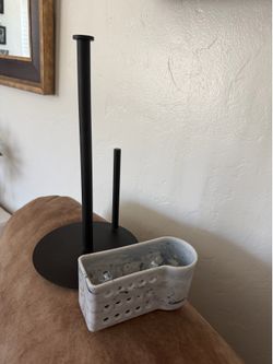 Paper towel holder & sponge holder