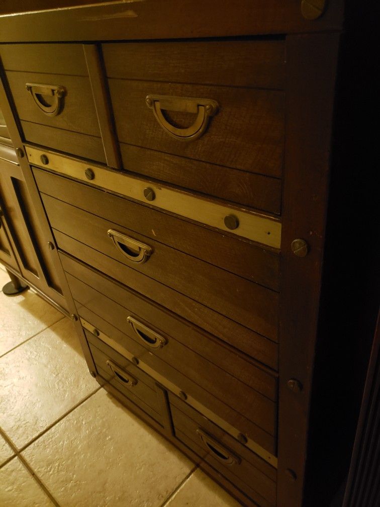 Wood Bedroom Set