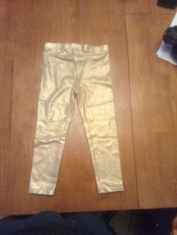3T NWOT gold leggings