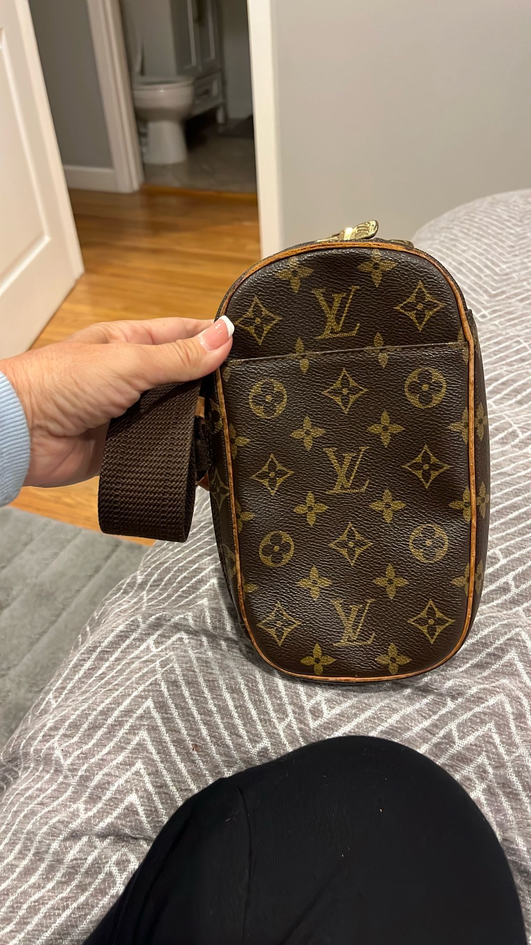 Louis Vuitton Pochette Gange Bum Bag