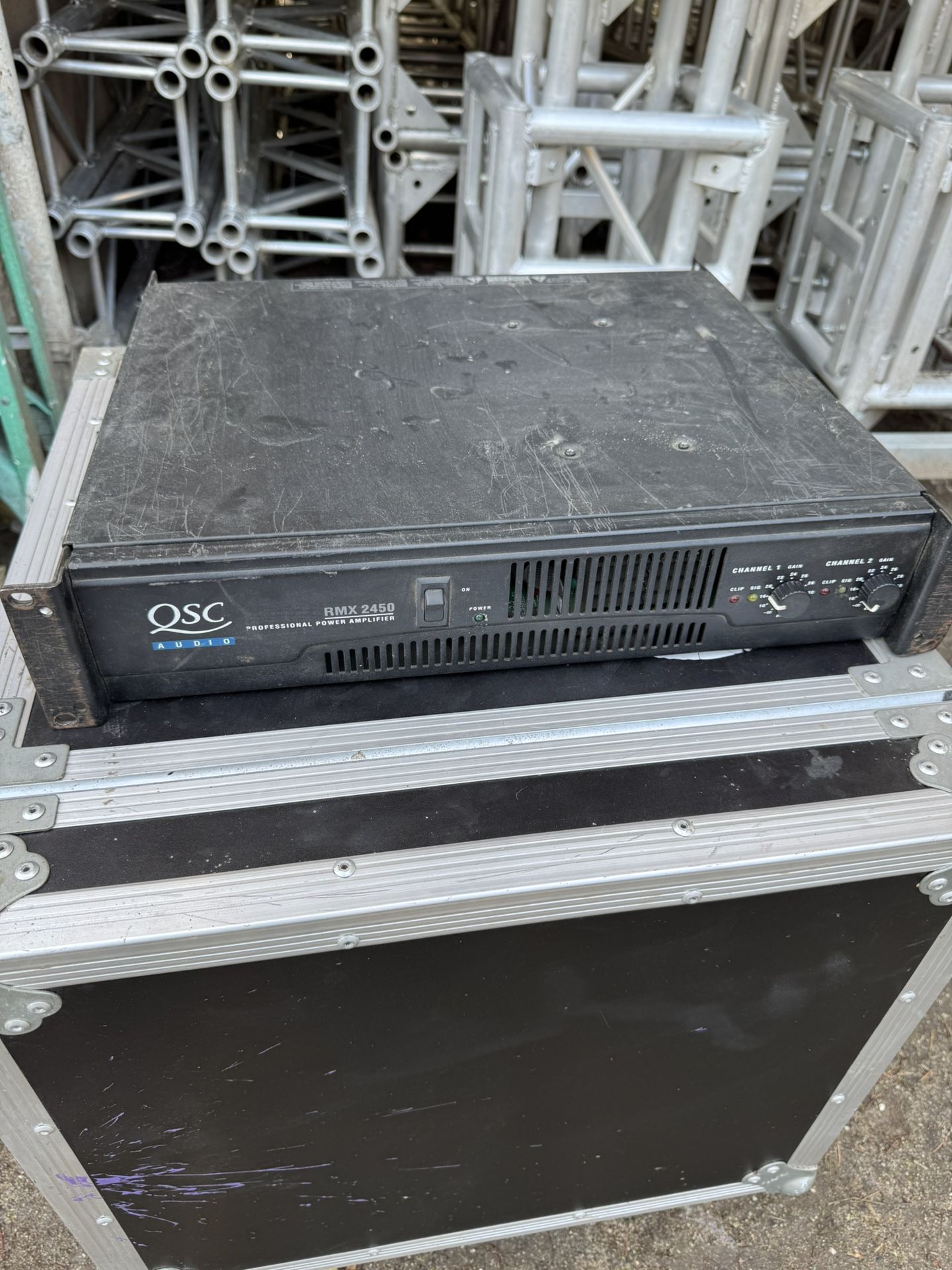 Qsc 2450