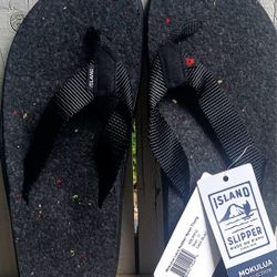 MOKULUA Sandals Lava Island Slippers (Made in Hawaii) Thong Style Slip On (NEW W/Tags)