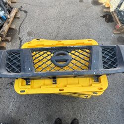 2014 Nissan Titan Grille 