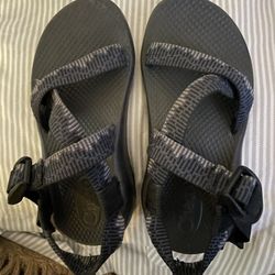 Kid Size 1 Chacos 