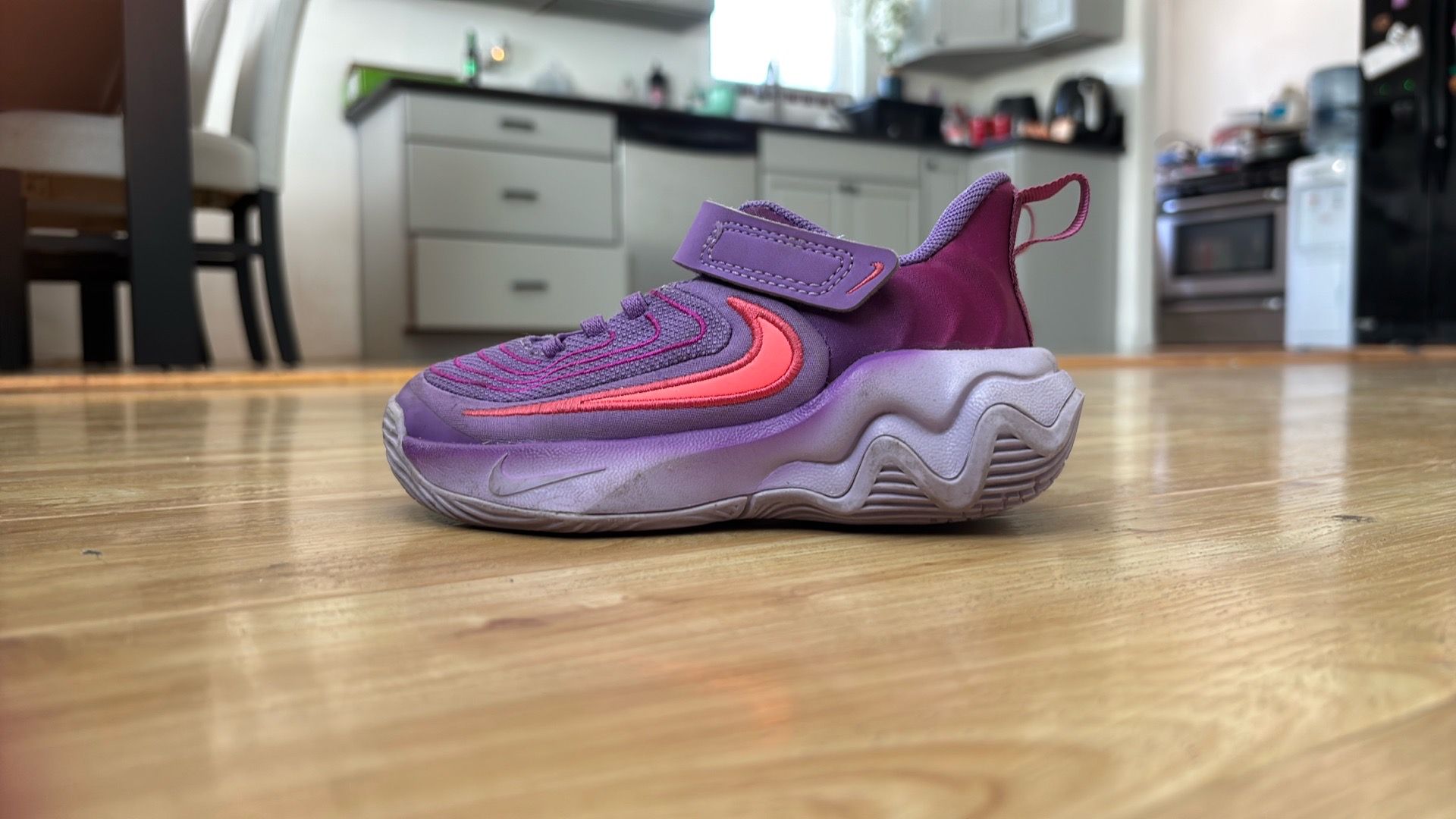 Giannis shoes size 10c