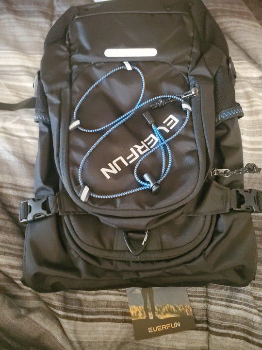 Everfun Hydration Backpack 18L