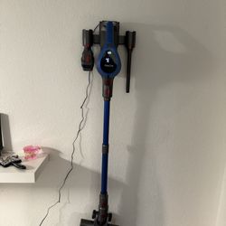 QIKCLN cordless vacuum