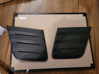 Universal hood vents