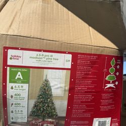 Christmas Tree 6.5 FT