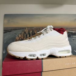 Nike Air Max 95 Levi’s Light Orewood Size 11 Mens