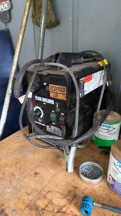 Wire fed welder