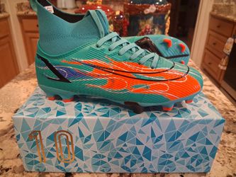 Womens 11.5 soccer cleats