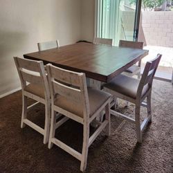 6 Chairs And Table Set 