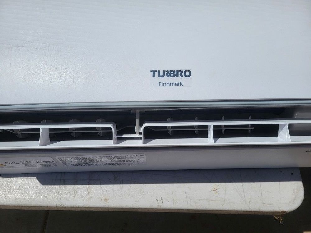 A C Air conditioner Trubro Mina Split Fm9k115-i