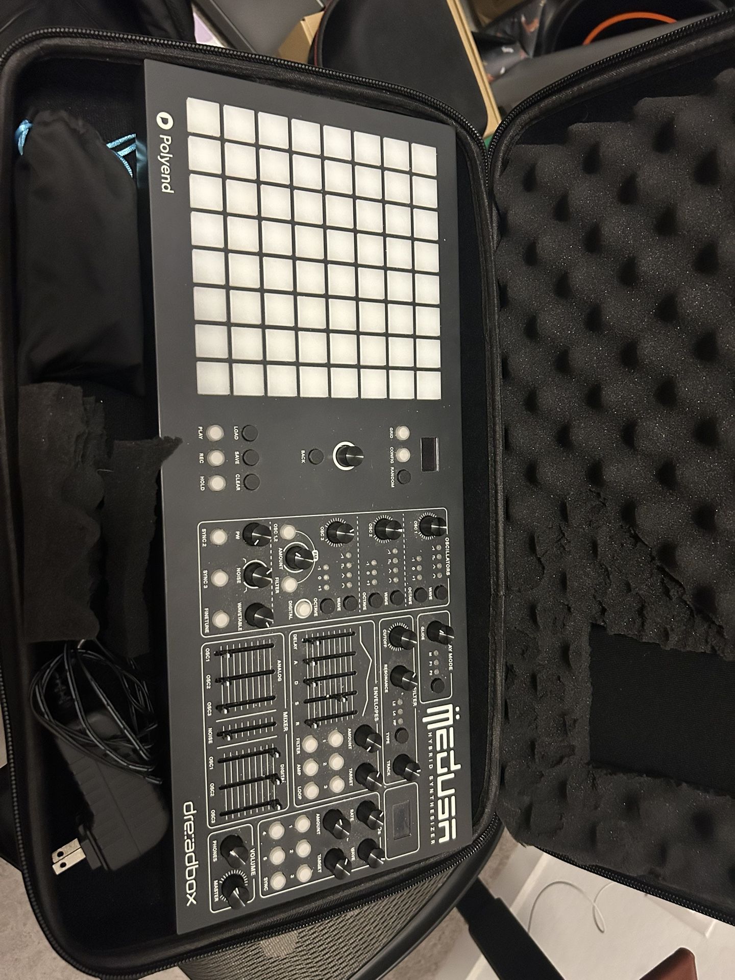 Polyend Medusa Hybrid Synth