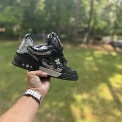 L V SKATEs
