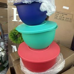 Tupperware Bowls 