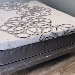 Full Sky Comfort Bamboo Cool Gel Memory Foam Mattress!!