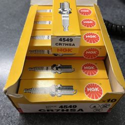 NGK CR7HSA Spark Plug - Pack Of 9 - New 