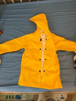Yellow raincoat for toddler costume Georgie from IT