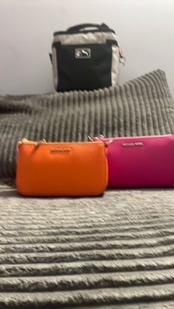 Micheal kors purse