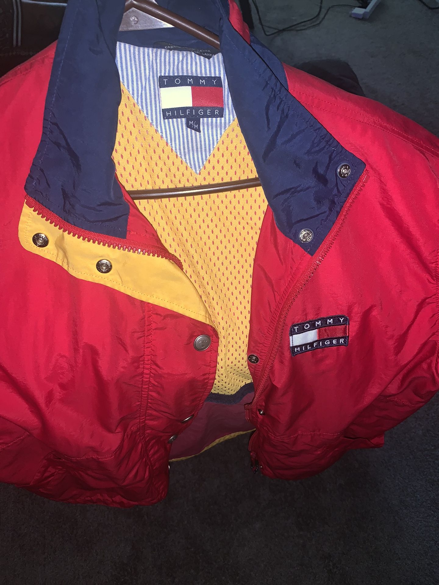 VINTAGE Tommy Hilfiger WB - MEDIUM (1996)