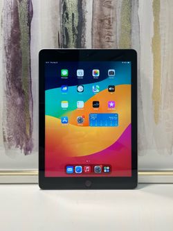 Apple iPad 6th Gen Black A1893 32GB Tablet 9.7” iOS 17.7.11 - $79