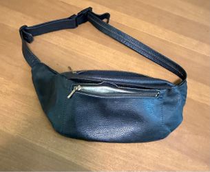 Black Leather Fanny Pack Belt Bag