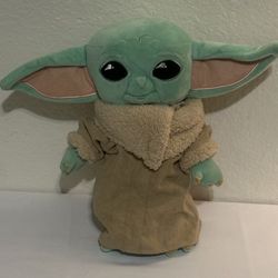 16-inch Baby Yoda (Grogu) Plush – Like New, Soft and Cuddly