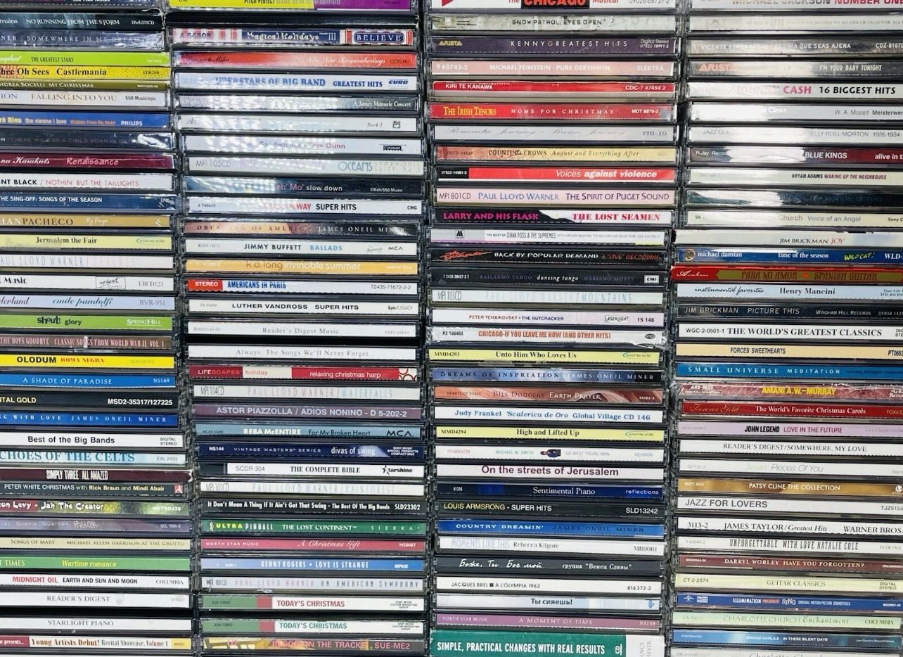 💿 Lot of 100 Mystery CDs : Mix Of All Genres  💿