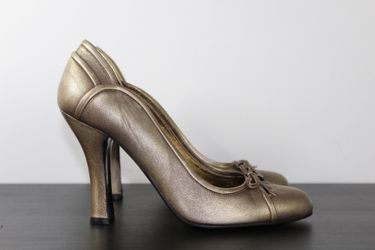 Miu Miu Bronze Metallic Bronze Leather Pumps High Heels Women’s Size 36.5 US 6.5