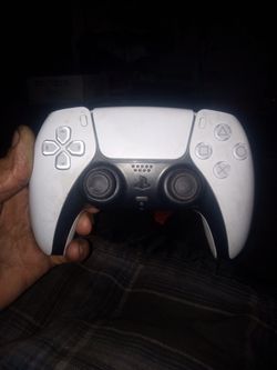 PLAYSTATION 5 remote
