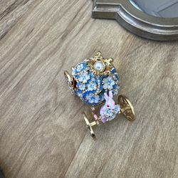Jeweled Blue Wedding Carriage Rabbit Driver Hinged Metal Enameled Trinket Box