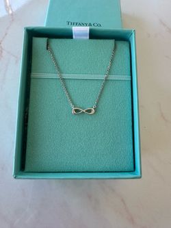 Tiffany & Co. infinity necklace