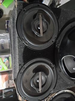 2 6.5 JVC 3way full range speakers for cars trucks and motorcycles $30firm price pickup only serious buyers please yes it is available