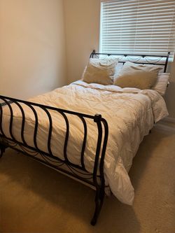 Black Metal Sleigh Bed