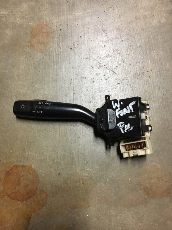 Toyota Camry turn signal/headlight switch