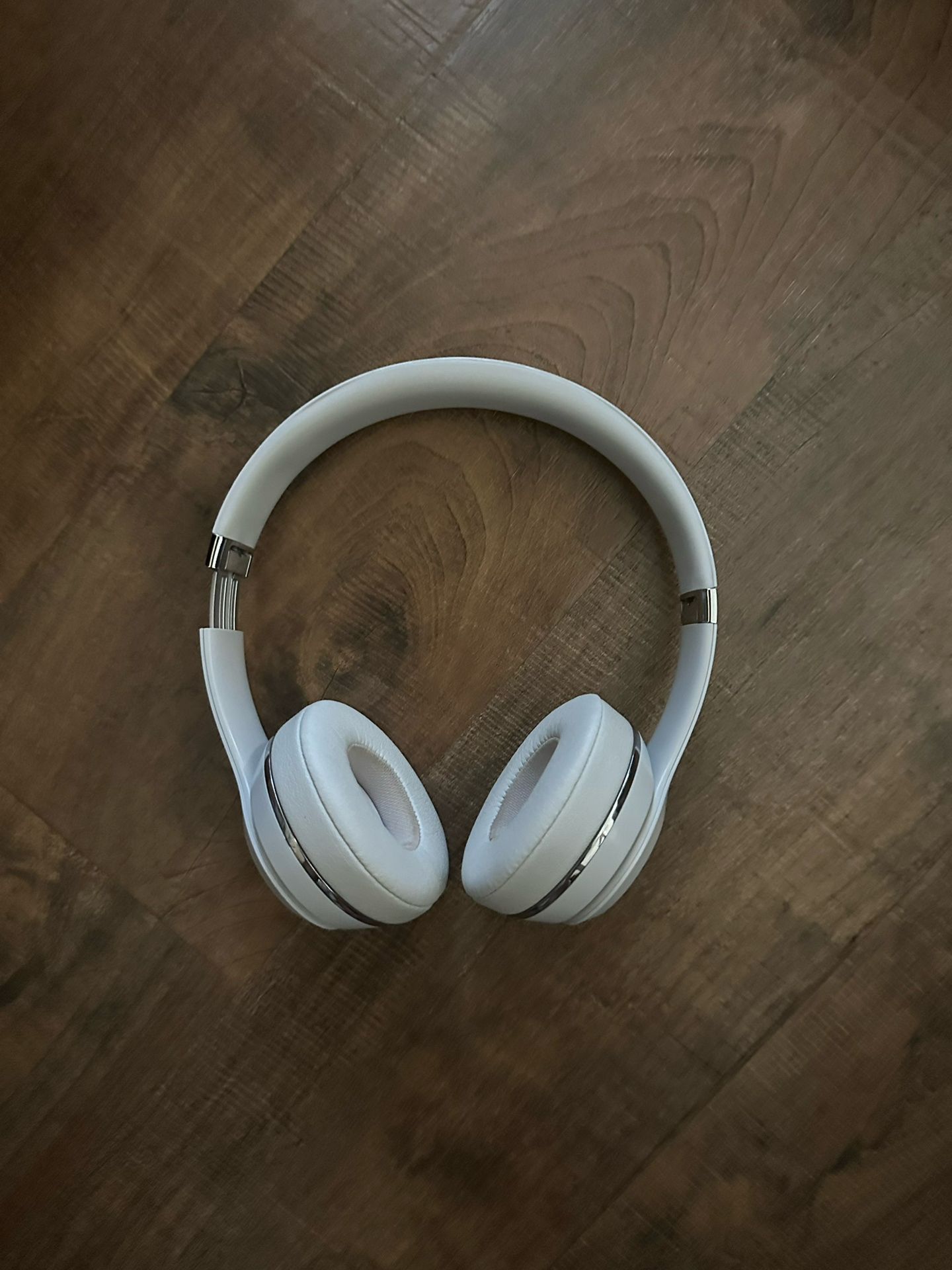 Beats solo 3 wireless