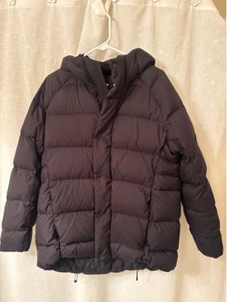 Lululemon puff jacket